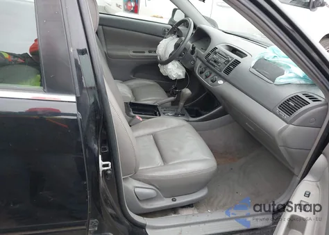 2003 Toyota Camry Le/Xle/Se from USA, damaged, VIN 4T1BE32K33U160344